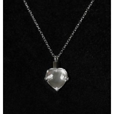 Kegyeleti ékszer szív alakú ékkővel Kegyeleti ékszer szív alakú ékkővel