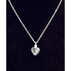 Kegyeleti ékszer szív rózsával Kegyeleti ékszer szív rózsával