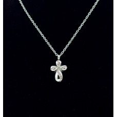 Kegyeleti ékszer modern kereszt kövekkel Kegyeleti ékszer modern kereszt kövekkel