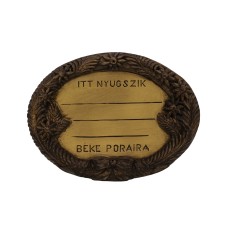 Fejfatábla fautánzatú margarétás Fejfatábla fautánzatú margarétás