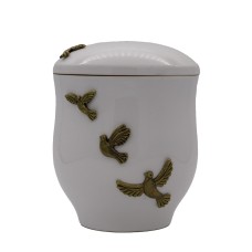Urna kerámia lélekgalamb fémrátéttel mázas kivitelben Urna kerámia lélekgalamb fémrátéttel mázas kivitelben